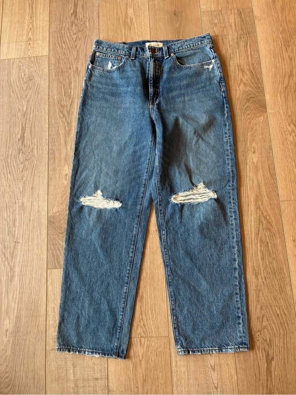 Madewell Dad Jean slight barrel leg distressed medium Wash baggy 27 EUC Fall